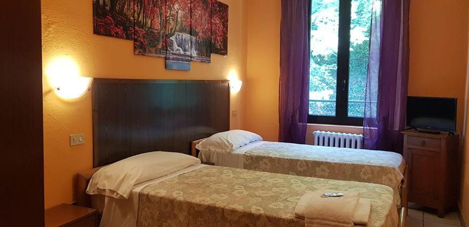 Piccadilly Hotel Sant'Andrea Bagni Exterior photo