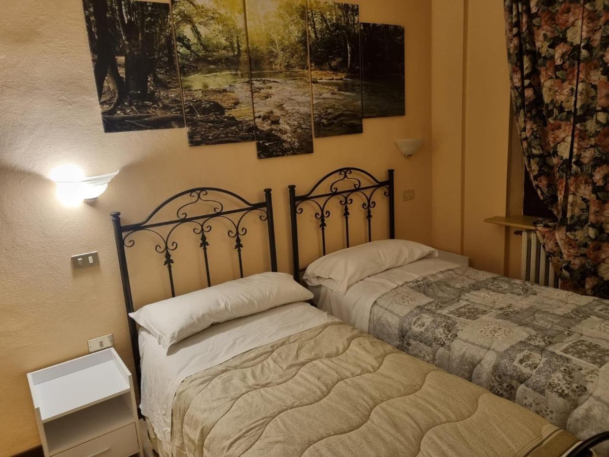 Piccadilly Hotel Sant'Andrea Bagni Exterior photo