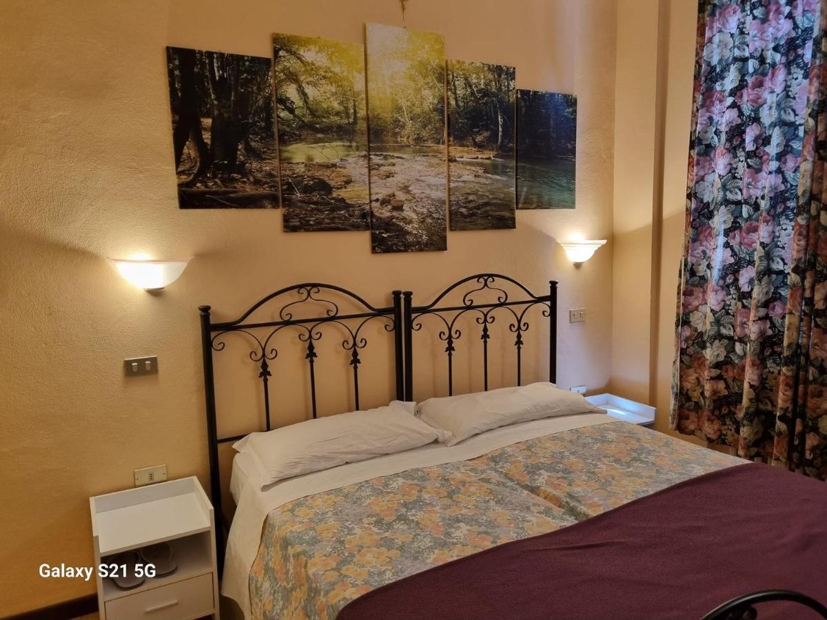 Piccadilly Hotel Sant'Andrea Bagni Exterior photo
